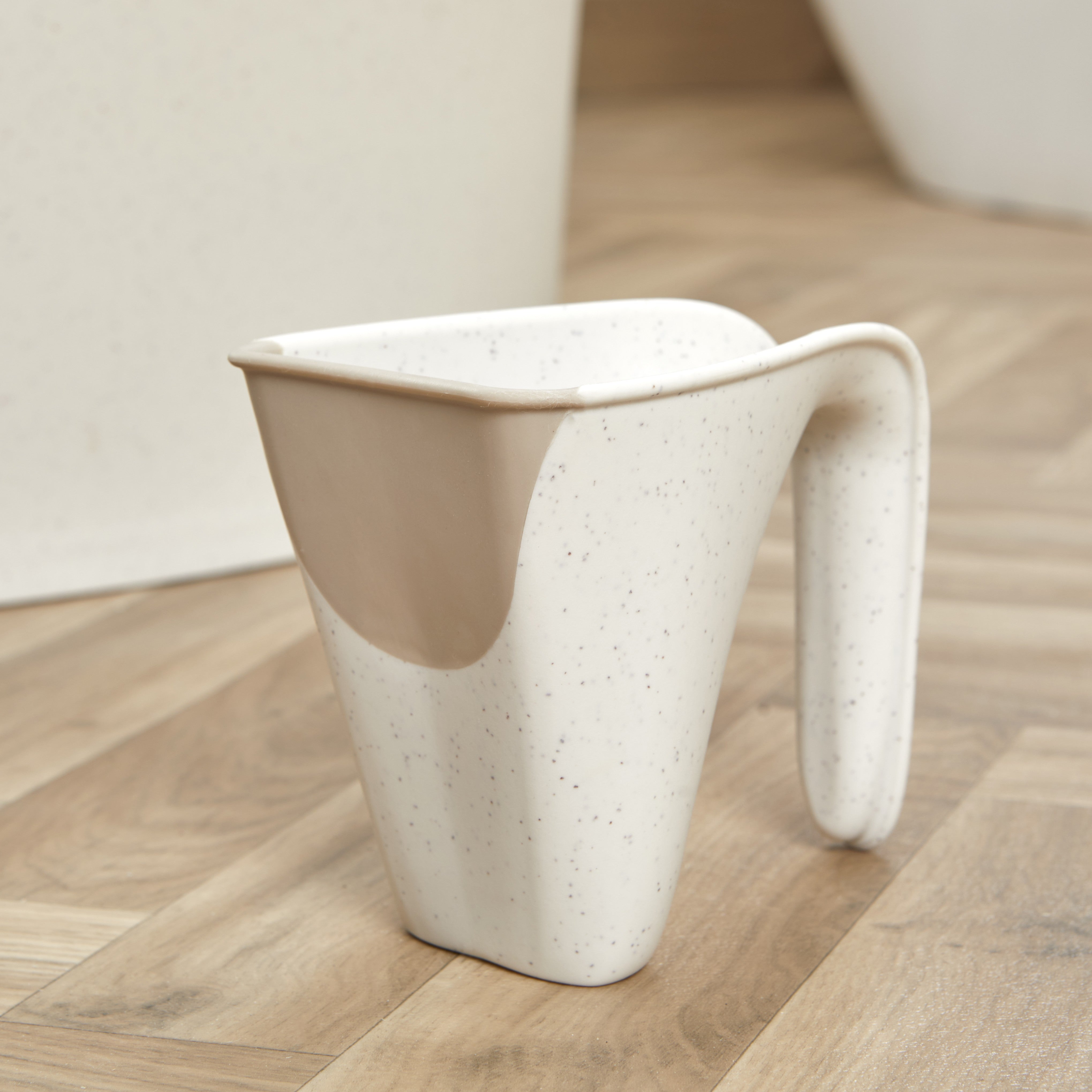 Eco Washy Rinsing Jug Recycled Materials Tear Free Hair R